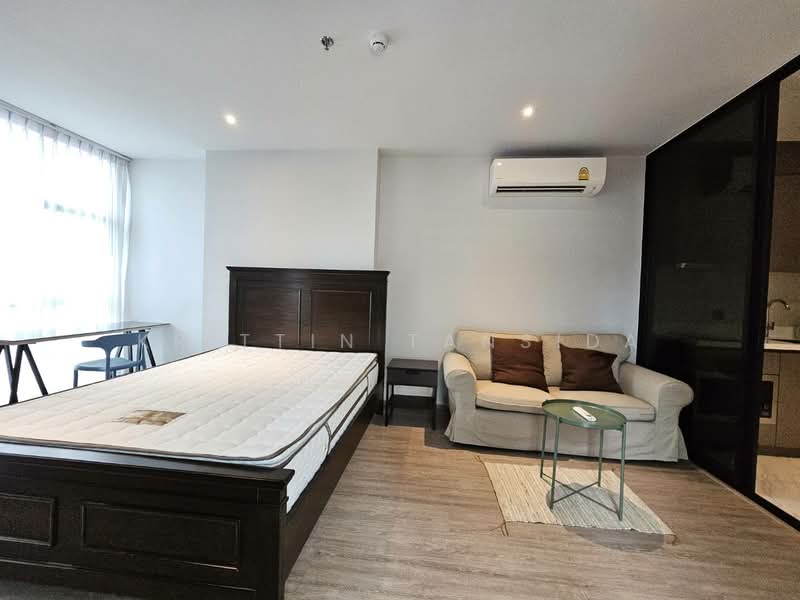 Rhythm Ekkamai, Bangkok, 11 Soi Sukhumvit 63, Khlongtoei Nua, Watthana, Bangkok, 1 Bedroom, 30 sqm, Condo For Rent, by Krittin Tansida, 500229067 - DDproperty.com