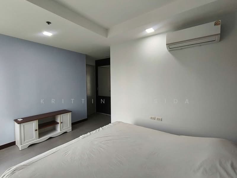 Thru Thonglor, Bangkok, Petchaburi Road, Bang Kapi, Huai Khwang, Bangkok, 2 Bedrooms, 62 sqm, Condo For Rent, by Krittin Tansida, 500229072 - DDproperty.com