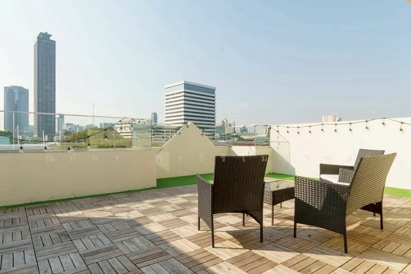 คลองตันเหนือ, Bangkok, Khlong Tan Nua, Watthana, Bangkok, 5 Bedrooms, 400 sqm, Townhouse For Rent, by ณภัทร พรสิริเมธากุล, 500229086 - DDproperty.com