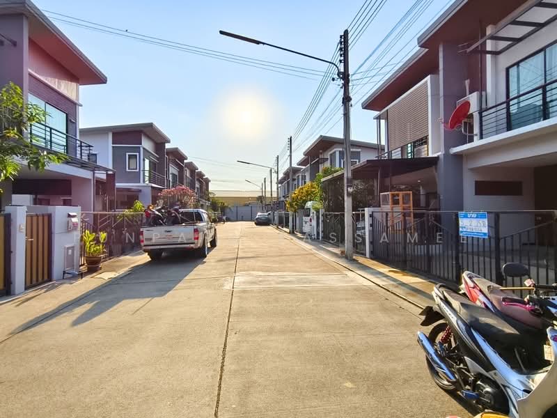 The Plant Wongwaen – Lumlukka Klong 5, Pathum Thani, Rural Road 5031, Bung Kham Proi, Lam Luk Ka, Pathum Thani, 3 Bedrooms, 125 sqm, Semi-Detached House (Twin House) For Sale, by Punpapa Rassamee, 500229095 - DDproperty.com