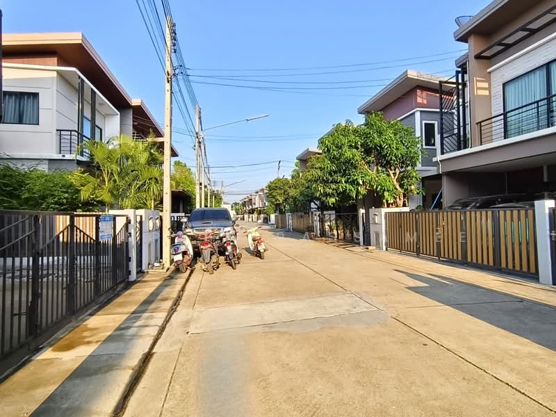 The Plant Wongwaen – Lumlukka Klong 5, Pathum Thani, Rural Road 5031, Bung Kham Proi, Lam Luk Ka, Pathum Thani, 3 Bedrooms, 125 sqm, Semi-Detached House (Twin House) For Sale, by Punpapa Rassamee, 500229095 - DDproperty.com