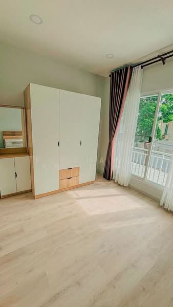 ทาวน์เฮ้าส์ในโครงการ ให้เช่า – ใกล้มหาวิทยาลัยพายัพ เพียง 5 นาที ค่าเช่า 19,000 บาท / เดือน No.6H336, Chiang Mai, San Klang, San Kamphaeng, Chiang Mai, 3 Bedrooms, 110 sqm, Townhouse For Rent, by Rutchaporn Tunsiri, 500229103 - DDproperty.com