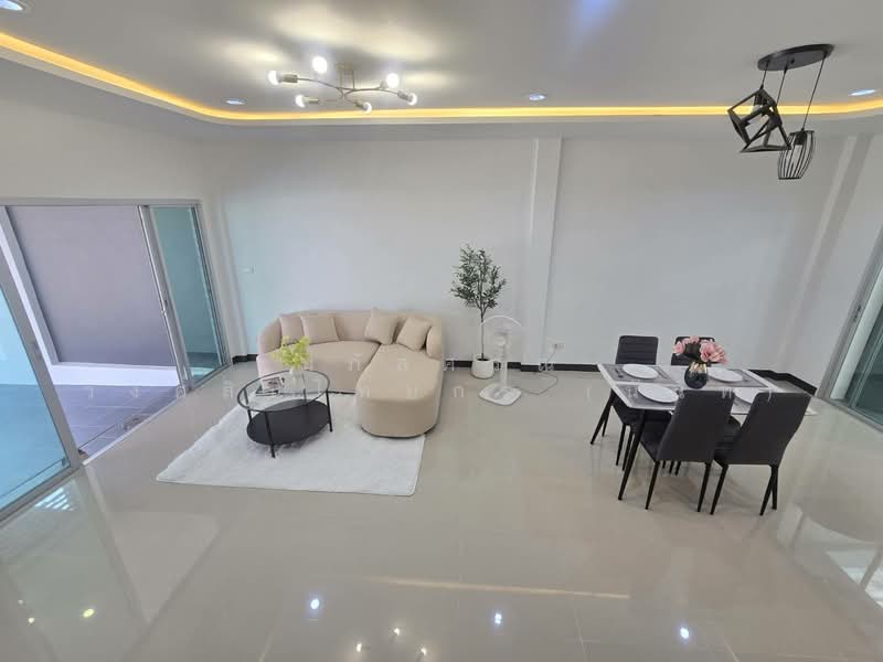 บ้านราชพฤกษ์ สุวรรณภูมิ-ลาดกระบัง : Ratchaphruek Suvarnabhumi-Ladkrabang Village, กรุงเทพ, 397/183 ถ.ฉลองกรุง, ลำปลาทิว, ลาดกระบัง, กรุงเทพ, 100 ตร.ม., ทาวน์เฮ้าส์ ขาย, โดย นภัสศรณ์ วงศ์สินไทยกร (นันท์), 500229114 - DDproperty.com