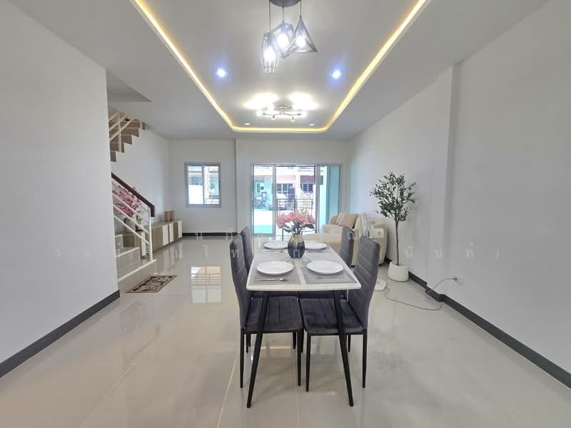 Ratchaphruek Suvarnabhumi-Ladkrabang Village, Bangkok, 397/183 Thanon Chalong Krung, Lam Pla Tiew, Lat Krabang, Bangkok, 3 Bedrooms, 100 sqm, Townhouse For Sale, by นภัสศรณ์ วงศ์สินไทยกร (นันท์), 500229114 - DDproperty.com