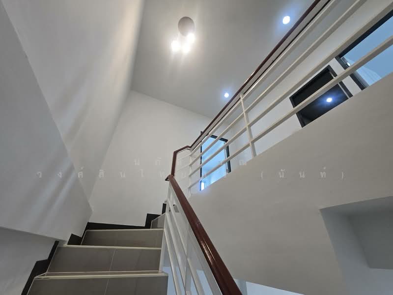 Ratchaphruek Suvarnabhumi-Ladkrabang Village, Bangkok, 397/183 Thanon Chalong Krung, Lam Pla Tiew, Lat Krabang, Bangkok, 3 Bedrooms, 100 sqm, Townhouse For Sale, by นภัสศรณ์ วงศ์สินไทยกร (นันท์), 500229114 - DDproperty.com