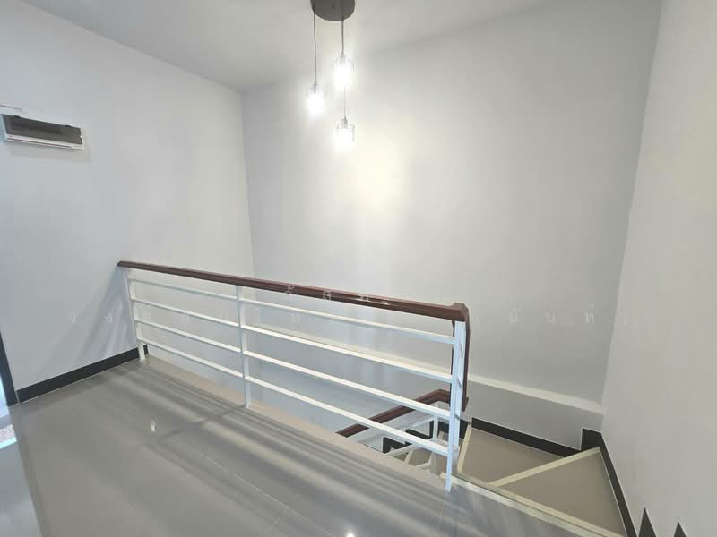 บ้านราชพฤกษ์ สุวรรณภูมิ-ลาดกระบัง : Ratchaphruek Suvarnabhumi-Ladkrabang Village, กรุงเทพ, 397/183 ถ.ฉลองกรุง, ลำปลาทิว, ลาดกระบัง, กรุงเทพ, 100 ตร.ม., ทาวน์เฮ้าส์ ขาย, โดย นภัสศรณ์ วงศ์สินไทยกร (นันท์), 500229114 - DDproperty.com