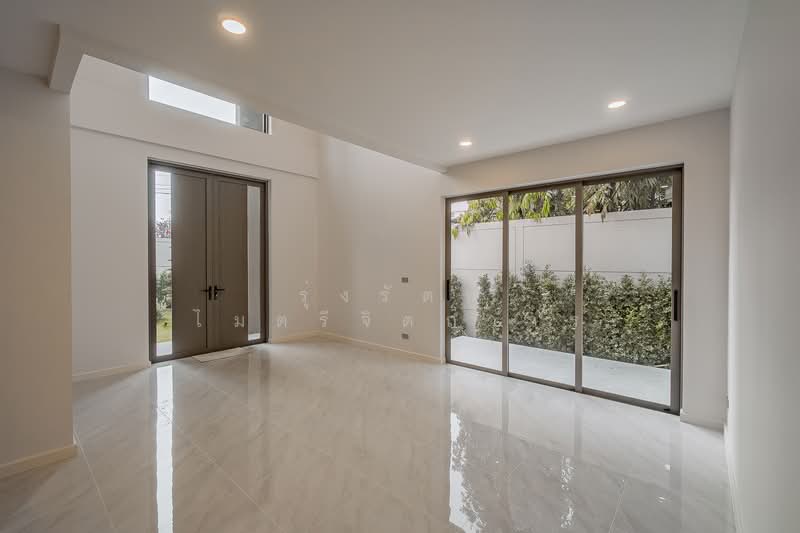 Castern47, Bangkok, นาคนิวาส, Lat Phrao, Lat Phrao, Bangkok, 3 Bedrooms, 456 sqm, Single Detached House For Sale, by Roongrat Maitreejittawon, 500229148 - DDproperty.com