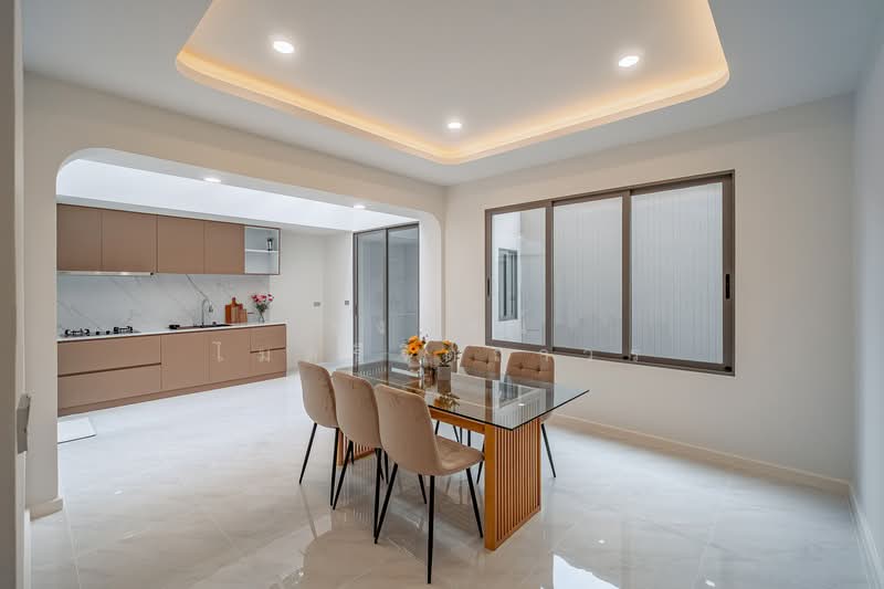 Castern47, Bangkok, นาคนิวาส, Lat Phrao, Lat Phrao, Bangkok, 3 Bedrooms, 456 sqm, Single Detached House For Sale, by Roongrat Maitreejittawon, 500229148 - DDproperty.com