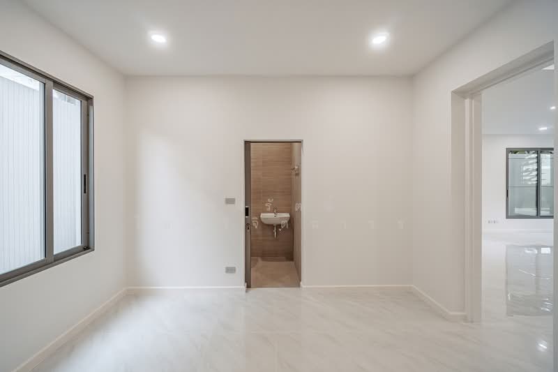 Castern47, Bangkok, นาคนิวาส, Lat Phrao, Lat Phrao, Bangkok, 3 Bedrooms, 456 sqm, Single Detached House For Sale, by Roongrat Maitreejittawon, 500229148 - DDproperty.com