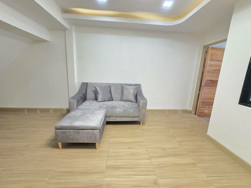 Baan Kritsana Romklao, Bangkok, Romklao Road, Min Buri, Min Buri, Bangkok, 2 Bedrooms, 80 sqm, Townhouse For Sale, by นภัสศรณ์ วงศ์สินไทยกร (นันท์), 500229150 - DDproperty.com