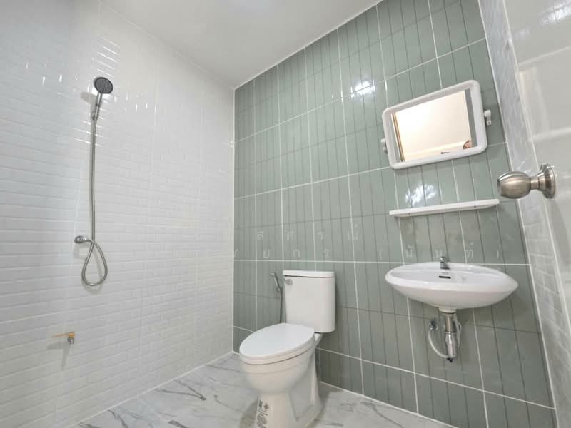 Baan Kritsana Romklao, Bangkok, Romklao Road, Min Buri, Min Buri, Bangkok, 2 Bedrooms, 80 sqm, Townhouse For Sale, by นภัสศรณ์ วงศ์สินไทยกร (นันท์), 500229150 - DDproperty.com