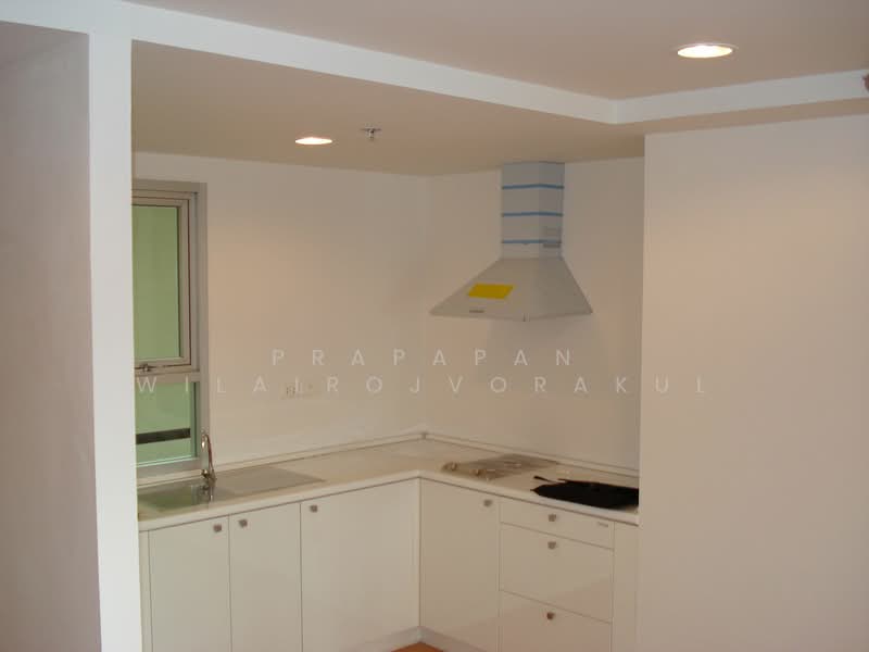 ขาย - Resorta Yen-Akat : รีสอร์ทต้า เย็นอากาศ, กรุงเทพ