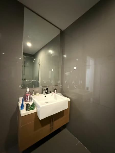 Noble Revo Silom, Bangkok, 88 Soi Surasak Surasak Road, Silom, Bang Rak, Bangkok, 1 Bedroom, 55 sqm, Condo For Sale, by Prapapan Wilairojvorakul, 500229178 - DDproperty.com