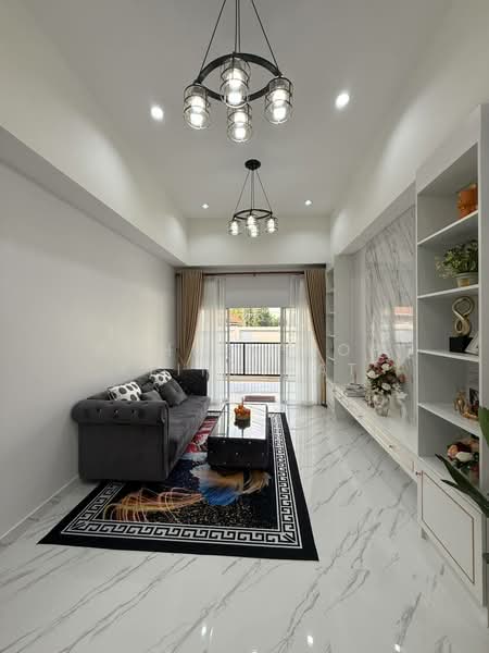 3-BR House, Chon Buri (Pattaya), Nong Pru, Bang Lamung (Pattaya), Chon Buri (Pattaya), 3 Bedrooms, 200 sqm, Single Detached House For Sale, by Achitaphop Klinpipat, 500229180 - DDproperty.com