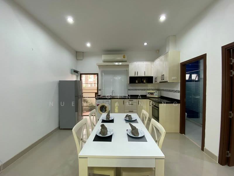 Baan Dusit Pattaya View, Chon Buri (Pattaya), Huai Yai, Bang Lamung (Pattaya), Chon Buri (Pattaya), 2 Bedrooms, 200 sqm, Single Detached House For Sale, by Regina Nuengjamnong, 500229209 - DDproperty.com