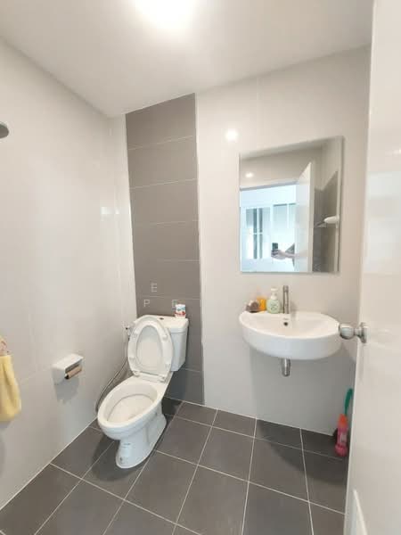 Q District Suksawad-Wongwaen Rama 3, Samut Prakan, Soi Suksawat 76 Latluang, Suksawat Road, Bang Chak, Phra Pra Daeng, Samut Prakan, 3 Bedrooms, 106 sqm, Townhouse For Sale, by The Best Property  เอ๋, 500229221 - DDproperty.com