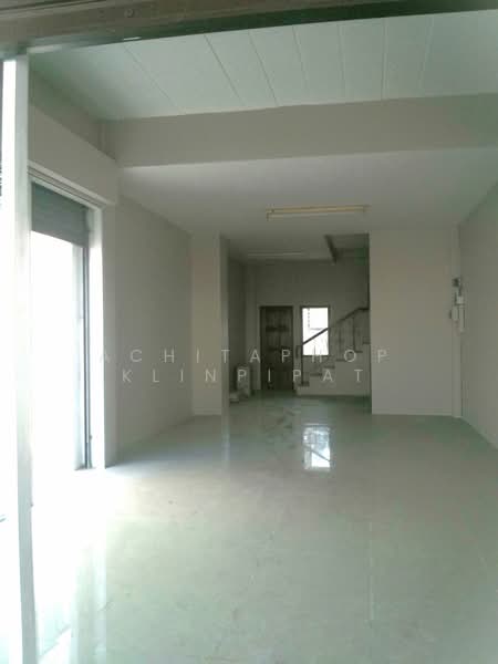 ขาย - ทาวน์เฮ้าส์ 4-ห้องนอน, ชลบุรี