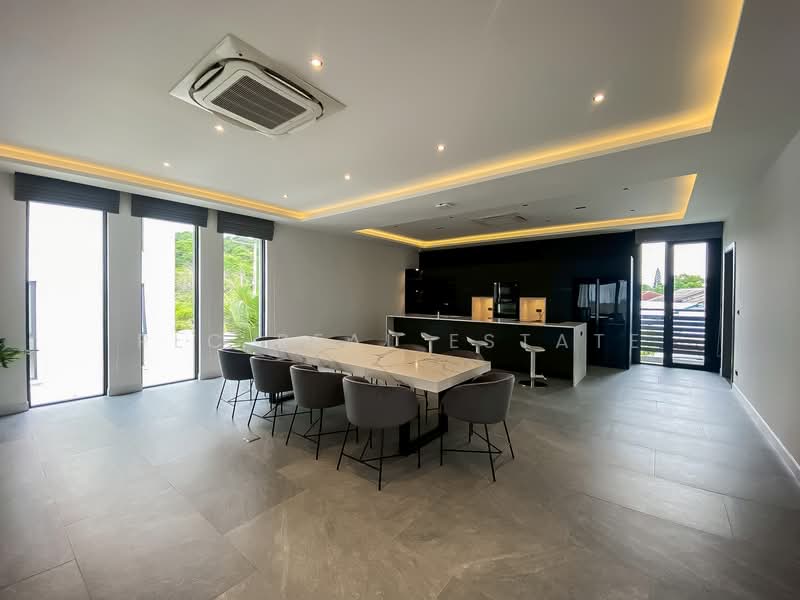 6 Bedroom Luxury Pool Villa for Sale East Pattaya, Chon Buri (Pattaya), Bang Lamung, Bang Lamung (Pattaya), Chon Buri (Pattaya), 6 Bedrooms, 1,082 sqm, Villa For Sale, by PLC real estate, 500229283 - DDproperty.com