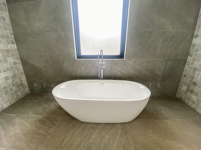 ขายวิลล่าหรู 6 ห้องนอนพร้อมสระว่ายน้ำส่วนตัว พัทยาตะวันออก, ชลบุรี, บางละมุง, บางละมุง, ชลบุรี, 1,082 ตร.ม., วิลล่า ขาย, โดย PLC real estate, 500229283 - DDproperty.com