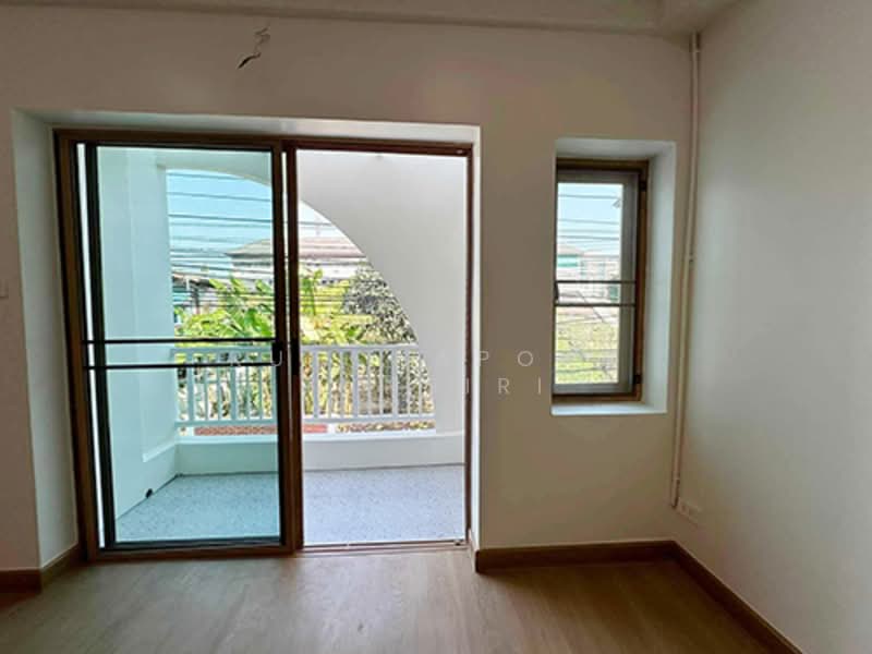 For Rent - ทาวน์เฮ้าส์ให้เช่า – ใกล้เซ็นทรัลเฟสติวัล เพียง 10 นาที ค่าเช่า 25,000 บาท / เดือน No.1H596, Chiang Mai