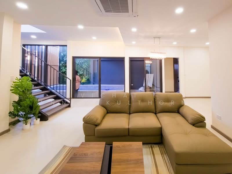 ให้เช่า - บ้าน 3-ห้องนอน, กรุงเทพ