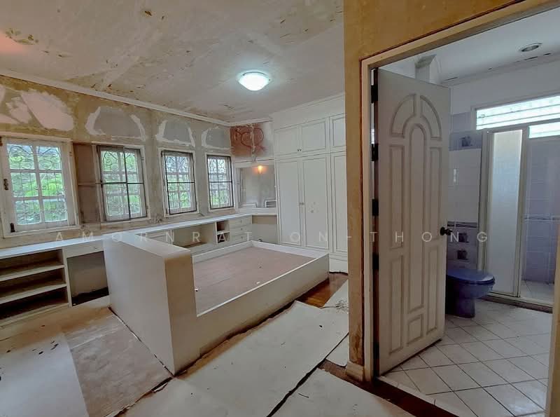 House, Bangkok, Khlong Tan Nua, Watthana, Bangkok, 5 Bedrooms, 470 sqm, Single Detached House For Rent, by Amornrat On-Thong, 500229329 - DDproperty.com