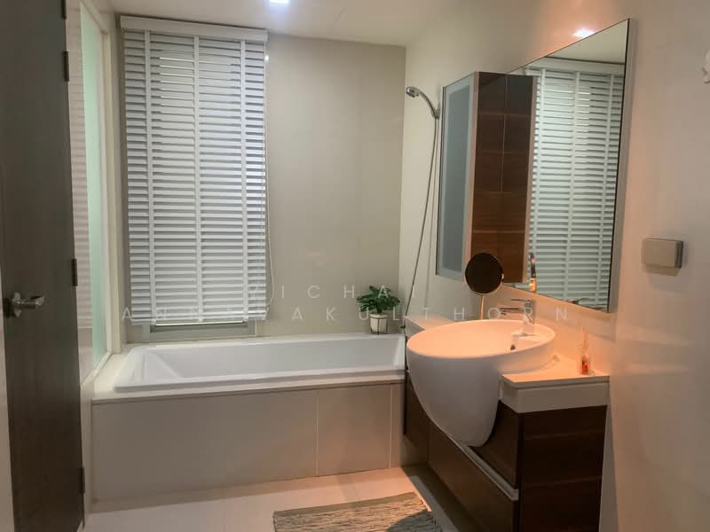 Sky Walk Residences, Bangkok, 1599 Sukhumvit Road, Phra Kanong Nua, Watthana, Bangkok, 2 Bedrooms, 60 sqm, Condo For Rent, by Vichai  Annavakulthorn, 500229332 - DDproperty.com