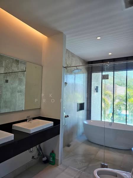 10R0525 Pool villa for rent 3 bedroom 5 bathroom 150,000/month at muang have fully furnished, Phuket, Ratsada, Muang Phuket, Phuket, 3 Bedrooms, 400 sqm, Villa For Rent, by PK LIFE Property, 500229334 - DDproperty.com