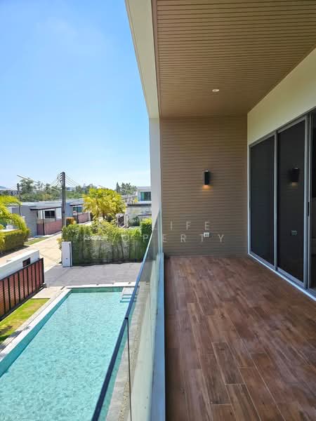 10R0525 Pool villa for rent 3 bedroom 5 bathroom 150,000/month at muang have fully furnished, Phuket, Ratsada, Muang Phuket, Phuket, 3 Bedrooms, 400 sqm, Villa For Rent, by PK LIFE Property, 500229334 - DDproperty.com