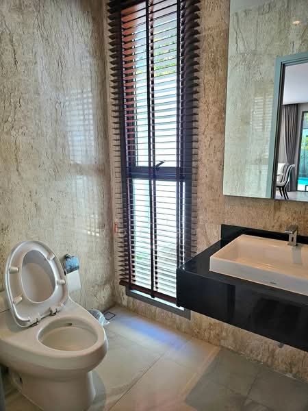 ให้เช่า - 10R0525 Pool villa for rent 3 bedroom 5 bathroom 150,000/month at muang have fully furnished, ภูเก็ต