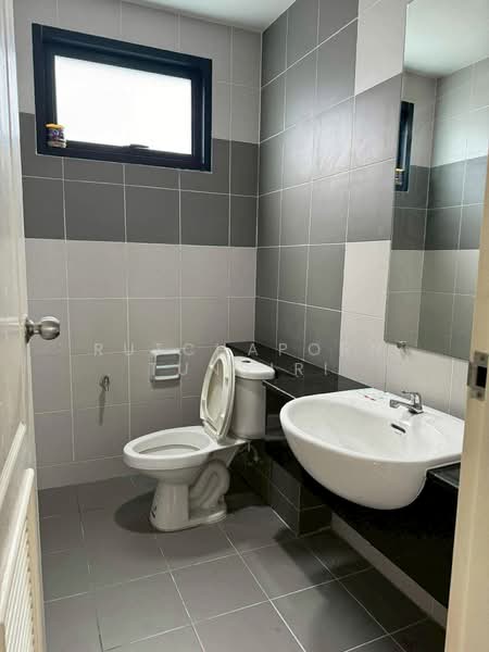 ให้เช่า - บ้านให้เช่า – ใกล้ตลาดเจริญเจริญ เพียง 5 นาที ค่าเช่า 20,000 บาท / เดือน รหัสทรัพย์ : No.13H672, เชียงใหม่