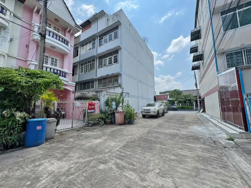 ทาวน์เฮ้าส์ภาษีเจริญ กรุงเทพมหานคร, Bangkok, Ku Ha Sawan, Phasi Charoen, Bangkok, 4 Bedrooms, 100 sqm, Townhouse For Sale, by The Best Property Agent, 500229401 - DDproperty.com