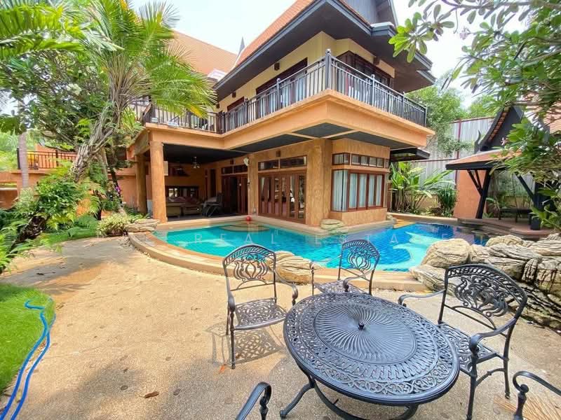 ขายวิลล่า 4 ห้องนอนพร้อมสระว่ายน้ำส่วนตัว นาจอมเทียน, ชลบุรี, บางละมุง, บางละมุง, ชลบุรี, 430 ตร.ม., วิลล่า ขาย, โดย PLC real estate, 500229477 - DDproperty.com