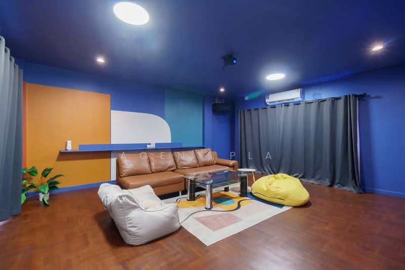 Luxury 5-Story Townhome for Rent in the Heart of Thonglor Soi 25 (SPSAD3921), Bangkok, Khlong Tan Nua, Watthana, Bangkok, 5 Bedrooms, 400 sqm, Townhouse For Rent, by Agent Pla, 500229489 - DDproperty.com