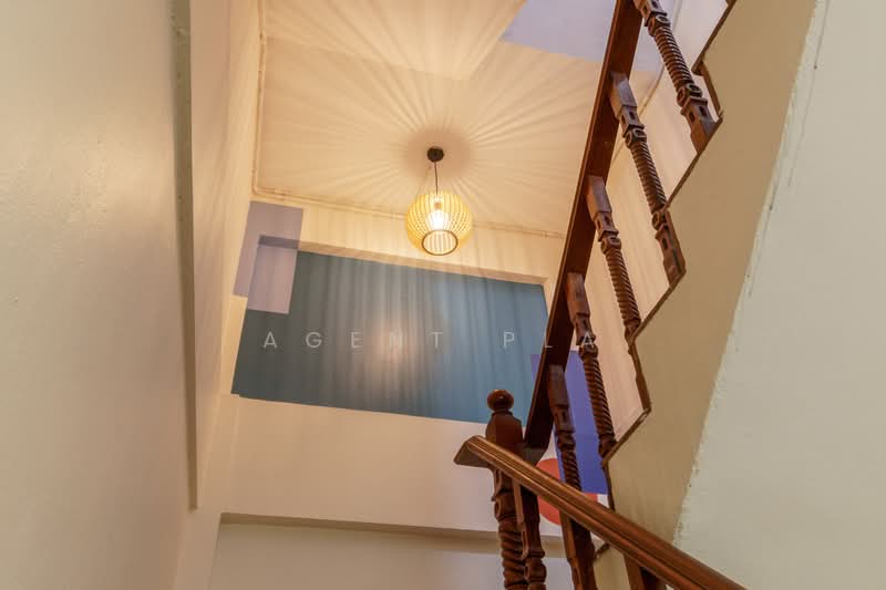 Luxury 5-Story Townhome for Rent in the Heart of Thonglor Soi 25 (SPSAD3921), Bangkok, Khlong Tan Nua, Watthana, Bangkok, 5 Bedrooms, 400 sqm, Townhouse For Rent, by Agent Pla, 500229489 - DDproperty.com