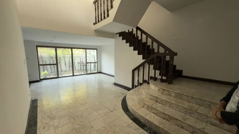 ทาวน์โฮมหรู 4 ชั้น ให้เช่าใจกลางทองหล่อ 49 Leo Classic Place (SPSAD3923), กรุงเทพ, คลองตันเหนือ, วัฒนา, กรุงเทพ, 250 ตร.ม., ทาวน์เฮ้าส์ ให้เช่า, โดย Agent Pla, 500229506 - DDproperty.com