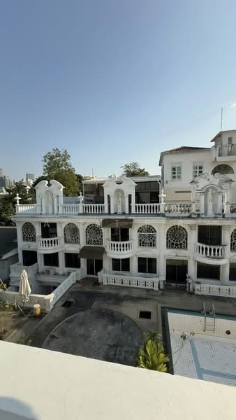 ทาวน์โฮมหรู 4 ชั้น ให้เช่าใจกลางทองหล่อ 49 Leo Classic Place (SPSAD3923), กรุงเทพ, คลองตันเหนือ, วัฒนา, กรุงเทพ, 250 ตร.ม., ทาวน์เฮ้าส์ ให้เช่า, โดย Agent Pla, 500229506 - DDproperty.com