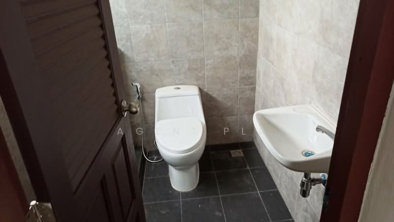 ทาวน์โฮมหรู 4 ชั้น ให้เช่าใจกลางทองหล่อ 49 Leo Classic Place (SPSAD3923), กรุงเทพ, คลองตันเหนือ, วัฒนา, กรุงเทพ, 250 ตร.ม., ทาวน์เฮ้าส์ ให้เช่า, โดย Agent Pla, 500229506 - DDproperty.com