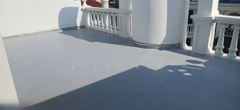 Luxury 4-story townhome for rent in the heart of Thonglor 49, Leo Classic Place (SPSAD3923), Bangkok, Khlong Tan Nua, Watthana, Bangkok, 3 Bedrooms, 250 sqm, Townhouse For Rent, by Agent Pla, 500229506 - DDproperty.com