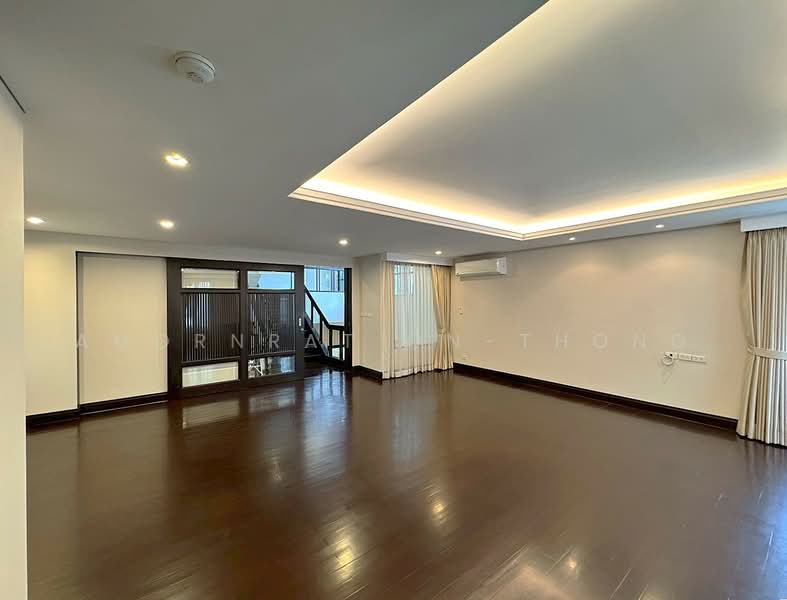 House, Bangkok, Khlong Tan Nua, Watthana, Bangkok, 4 Bedrooms, 450 sqm, Single Detached House For Rent, by Amornrat On-Thong, 500229522 - DDproperty.com