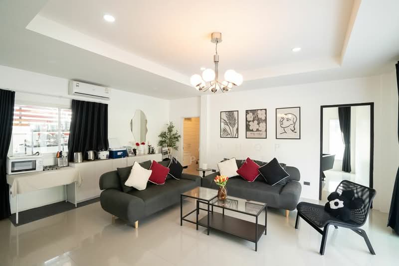 6-BR Villa, Chon Buri (Pattaya), Huai Yai, Bang Lamung (Pattaya), Chon Buri (Pattaya), 6 Bedrooms, 446 sqm, Villa For Rent, by Achitaphop Klinpipat, 500229562 - DDproperty.com