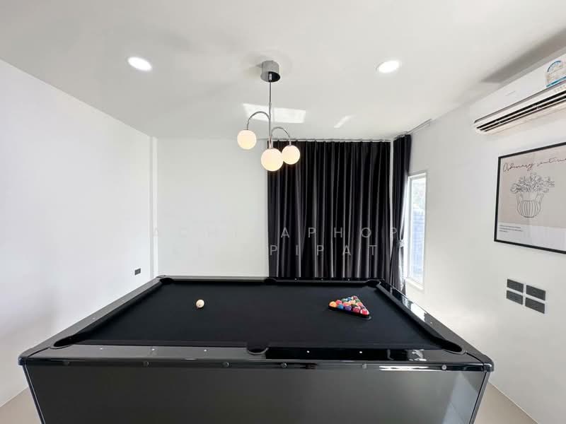 6-BR Villa, Chon Buri (Pattaya), Huai Yai, Bang Lamung (Pattaya), Chon Buri (Pattaya), 6 Bedrooms, 446 sqm, Villa For Rent, by Achitaphop Klinpipat, 500229562 - DDproperty.com