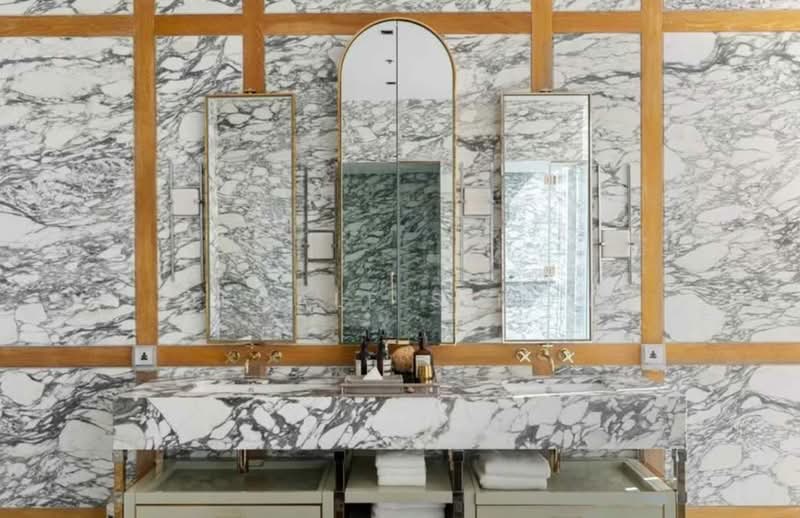 ขาย - The Ritz-Carlton Residences : เดอะ ริซท์-คาร์ลตัน เรสซิเดนเซส, กรุงเทพ