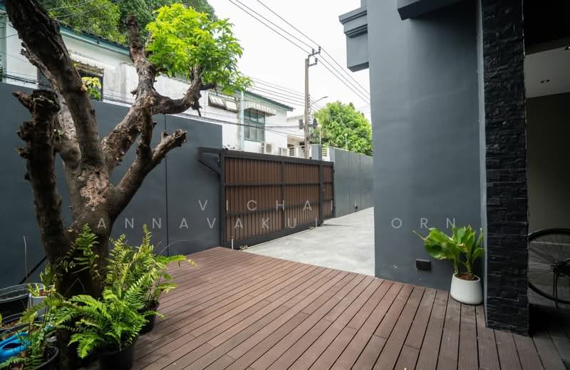 For Rent - 4-BR House, Bangkok