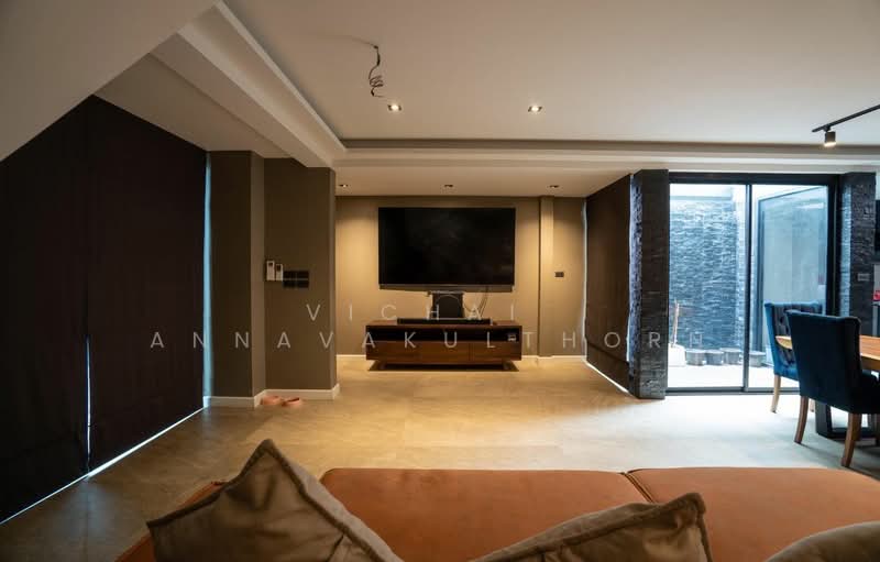 For Rent - 4-BR House, Bangkok