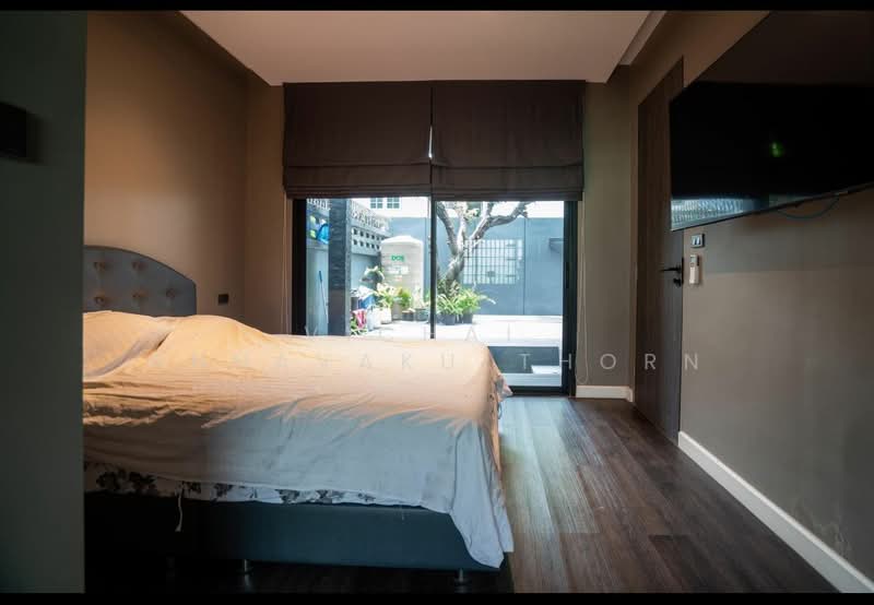 For Rent - 4-BR House, Bangkok