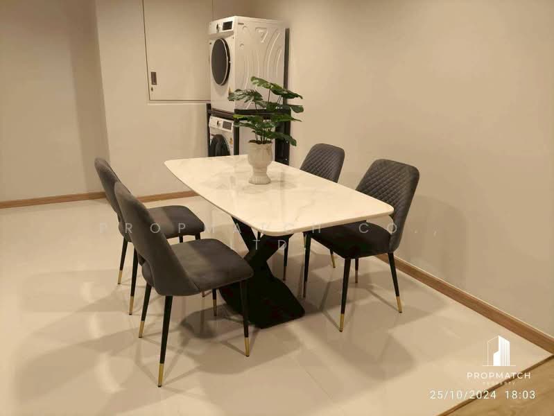 Sathorn 111, Bangkok, Thung Maha Mek, Sathon, Bangkok, 2 Bedrooms, 125 sqm, Condo For Rent, by PROPMATCH CO., LTD., 500229612 - DDproperty.com