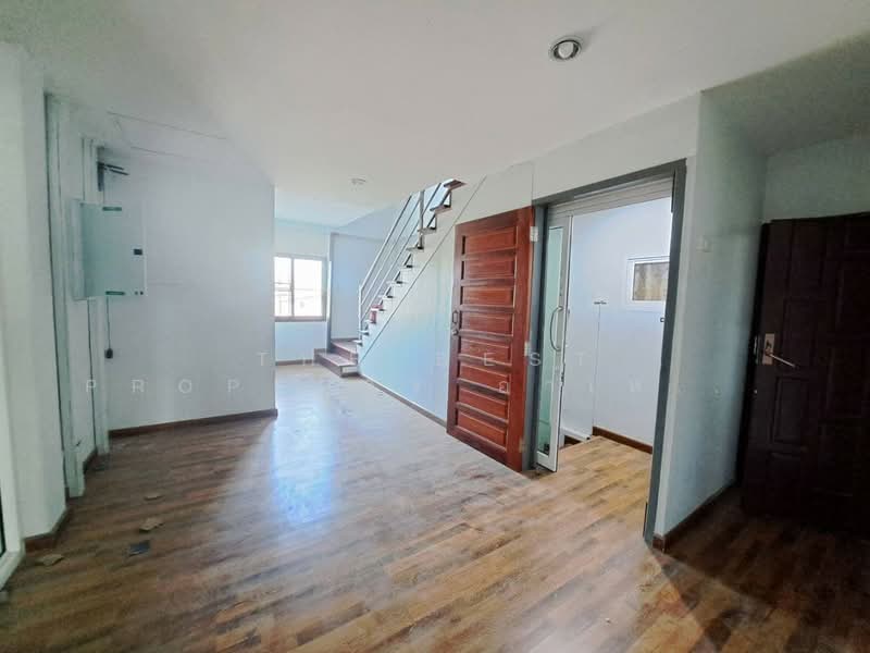 อาคารพาณิชย์ชุมแสง นครสวรรค์, Nakhon Sawan, Chum Saeng, Chumsaeng, Nakhon Sawan, , 120 sqm, Shophouse For Sale, by The Best Property อาเหลียง, 500229649 - DDproperty.com