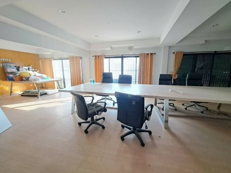 อาคารพาณิชย์ชุมแสง นครสวรรค์, Nakhon Sawan, Chum Saeng, Chumsaeng, Nakhon Sawan, , 120 sqm, Shophouse For Sale, by The Best Property อาเหลียง, 500229649 - DDproperty.com