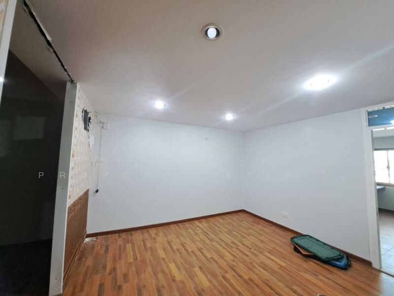 อาคารพาณิชย์ชุมแสง นครสวรรค์, Nakhon Sawan, Chum Saeng, Chumsaeng, Nakhon Sawan, , 120 sqm, Shophouse For Sale, by The Best Property อาเหลียง, 500229649 - DDproperty.com